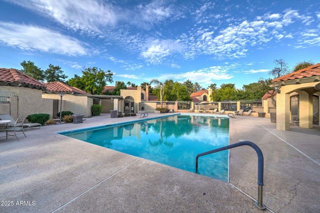 5704 E AIRE LIBRE Avenue 1215, Scottsdale, AZ 85254