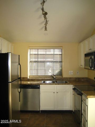 5704 E AIRE LIBRE Avenue 1215, Scottsdale, AZ 85254