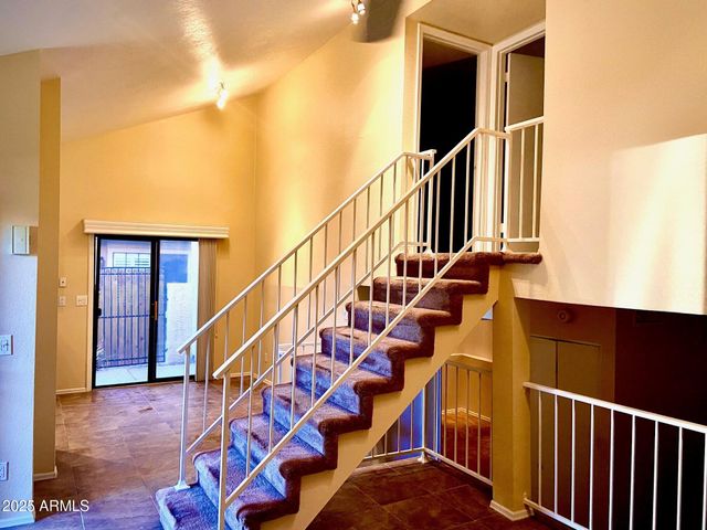 5704 E AIRE LIBRE Avenue 1215, Scottsdale, AZ 85254