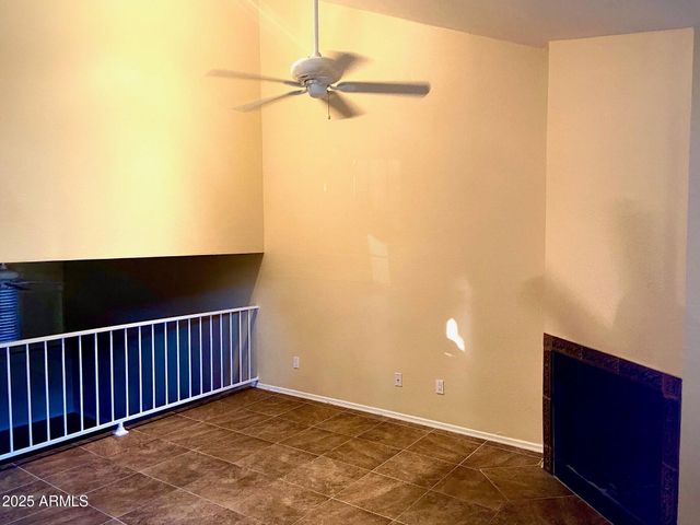 5704 E AIRE LIBRE Avenue 1215, Scottsdale, AZ 85254