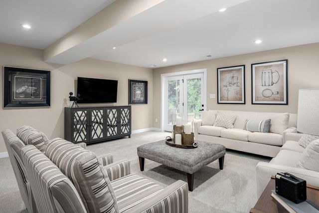 7185 Fairway Ridge DR, Salem, VA 24153