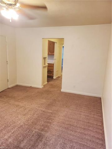 5223 Curlew DR, Norfolk, VA 23502