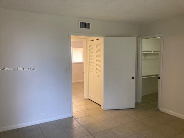8420 SW 133rd Ave Road 422, Miami, FL 33183