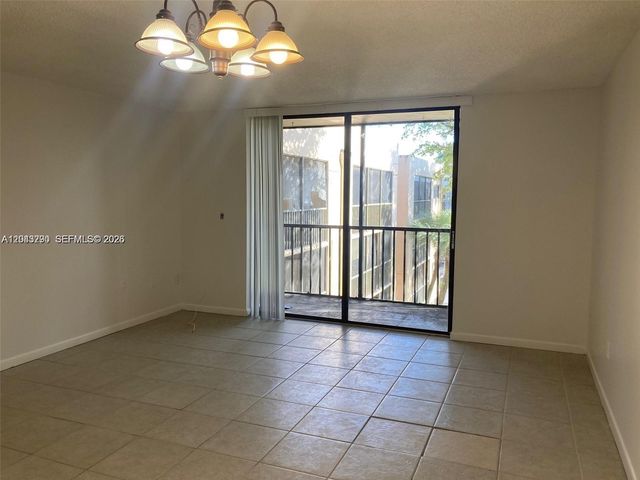 8420 SW 133rd Ave Road 422, Miami, FL 33183