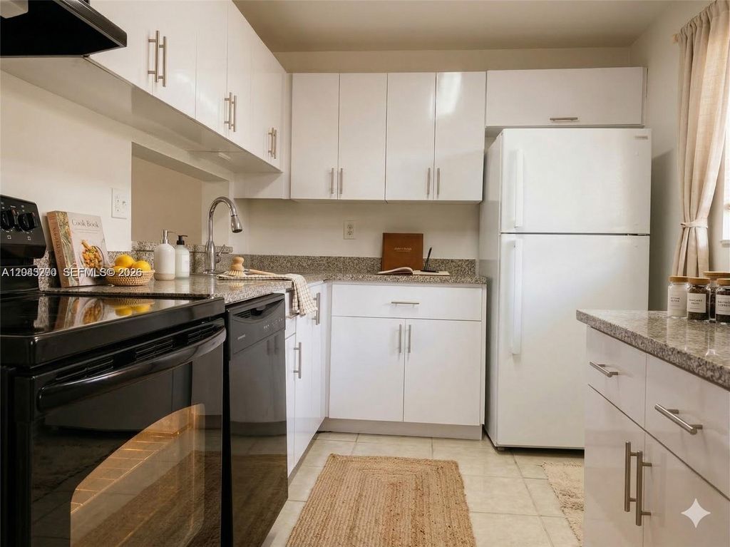8420 SW 133rd Ave Road 422, Miami, FL 33183