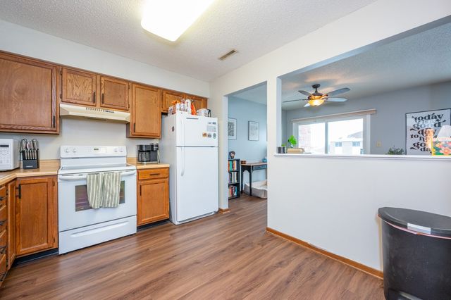 4849 Woodland Avenue 1, West Des Moines, IA 50266