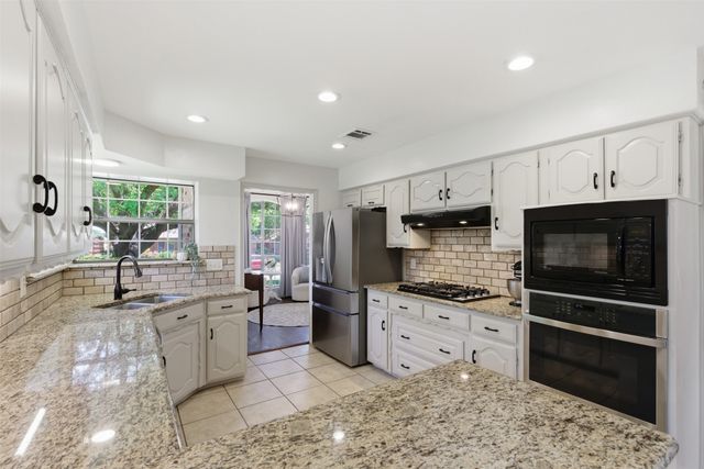 621 Raven Lane, Coppell, TX 75019