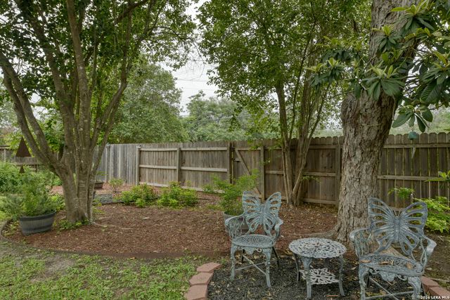 2927 BURNSIDE DR, San Antonio, TX 78209