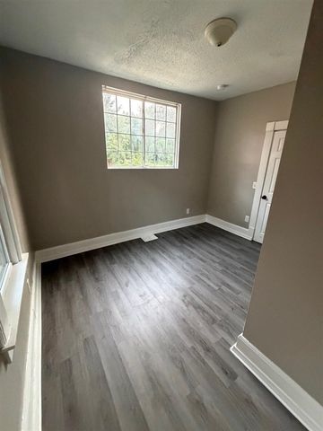 860 Worden Street, Grand Rapids, MI 49507