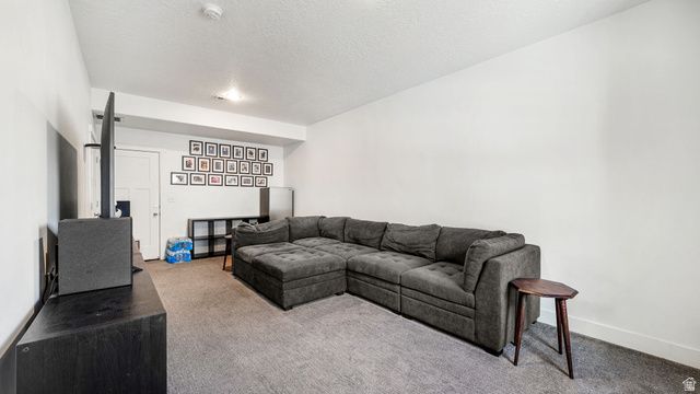37 N 300 W, Santaquin, UT 84655
