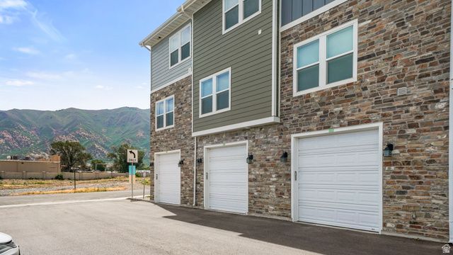 37 N 300 W, Santaquin, UT 84655