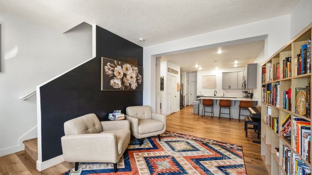 37 N 300 W, Santaquin, UT 84655