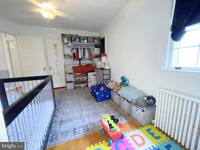 4316 EAST-WEST, Hyattsville, MD 20782