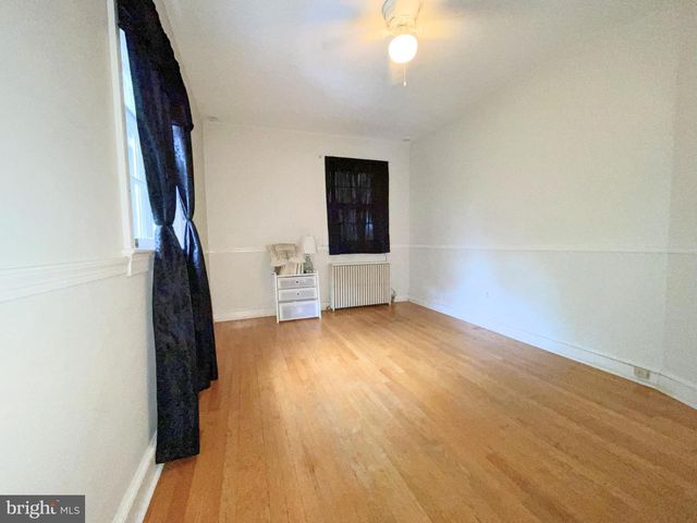 4316 EAST-WEST, Hyattsville, MD 20782