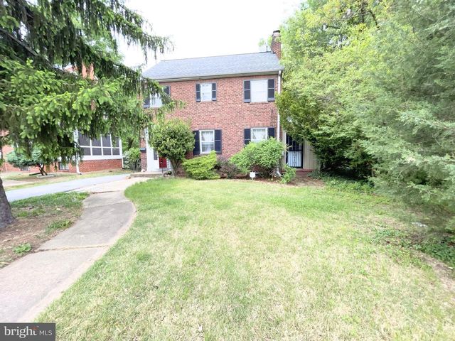 4316 EAST-WEST, Hyattsville, MD 20782