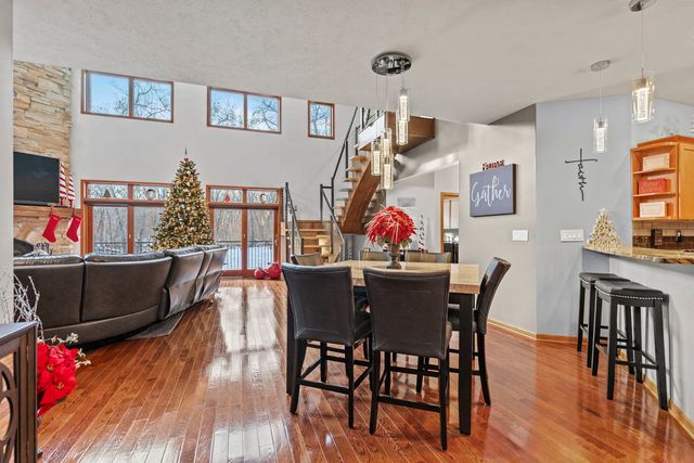 9208 SHERINGHAM Drive, Roscoe, IL 61073