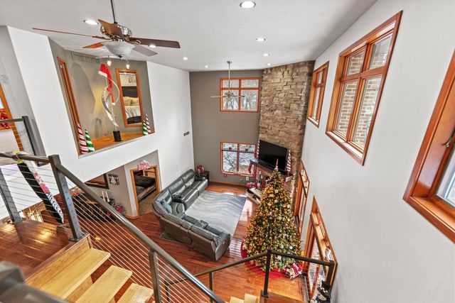 9208 SHERINGHAM Drive, Roscoe, IL 61073