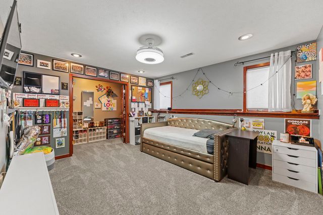 9208 SHERINGHAM Drive, Roscoe, IL 61073