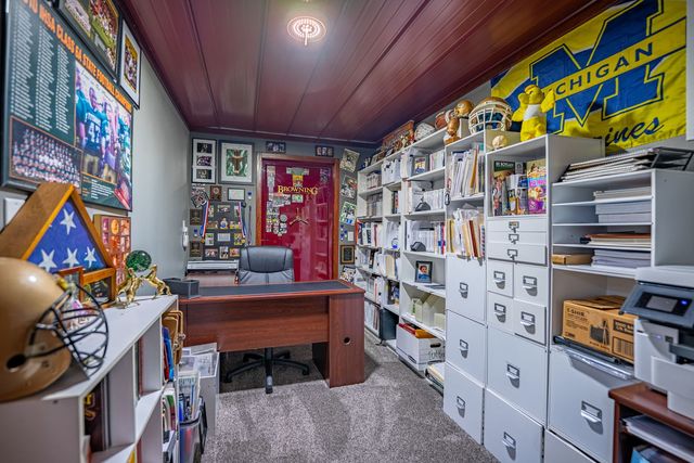 9208 SHERINGHAM Drive, Roscoe, IL 61073