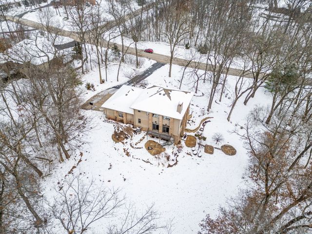 9208 SHERINGHAM Drive, Roscoe, IL 61073