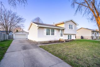 1005 6th Street NW, Altoona, IA 50009