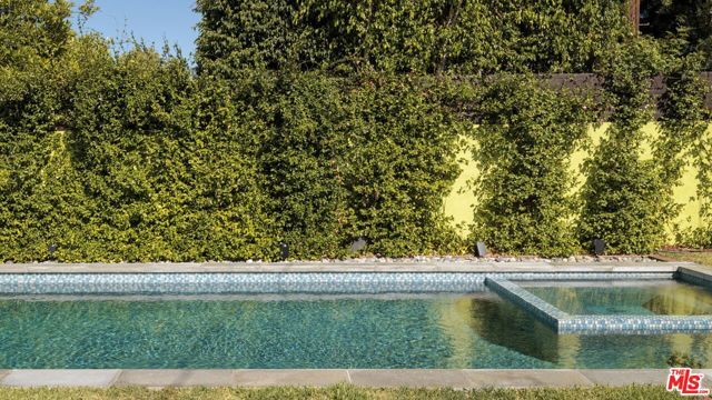 3842 Alsace Avenue, Los Angeles, CA 90008