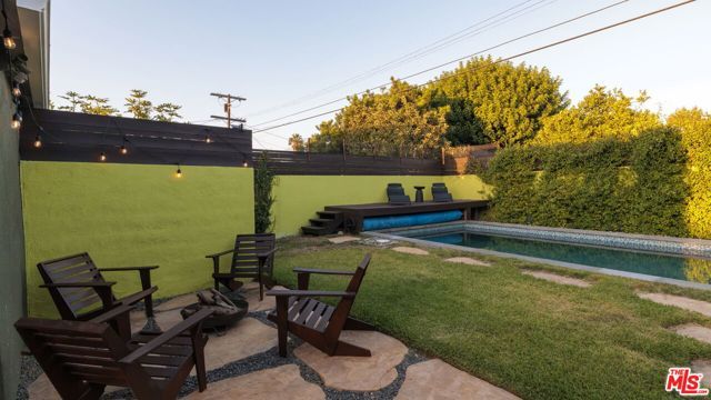 3842 Alsace Avenue, Los Angeles, CA 90008