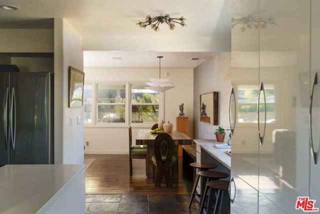 3842 Alsace Avenue, Los Angeles, CA 90008
