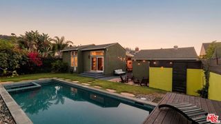 3842 Alsace Avenue, Los Angeles, CA 90008