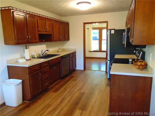 401 Maple Hill Drive, Madison, IN 47250