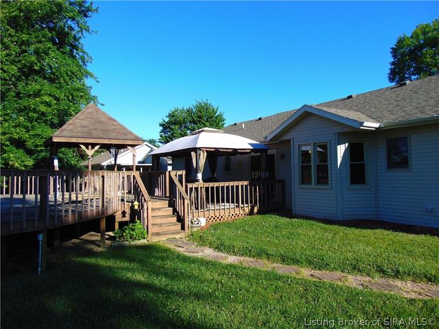 401 Maple Hill Drive, Madison, IN 47250