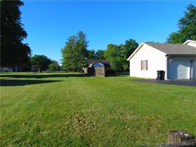 401 Maple Hill Drive, Madison, IN 47250