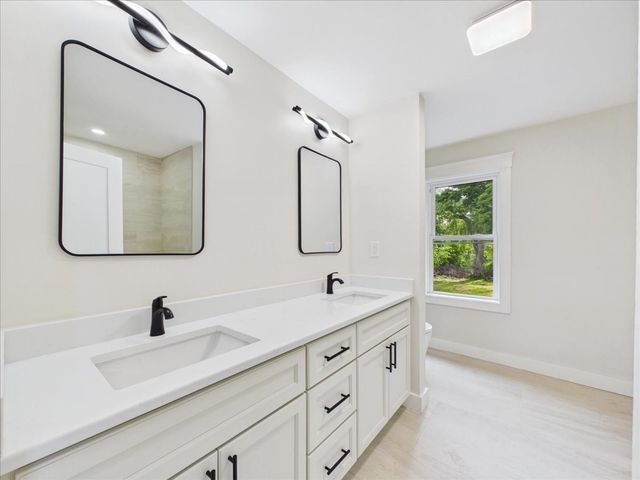 1544 Bridge St., Dracut, MA 01826