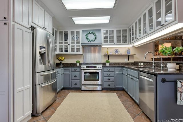 105 Shane Ln, Boerne, TX 78006