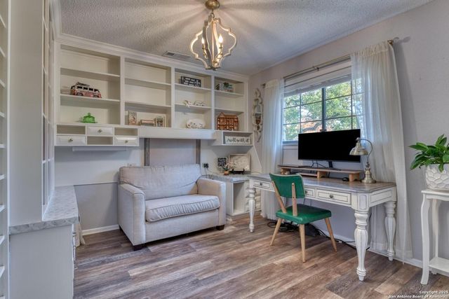 105 Shane Ln, Boerne, TX 78006