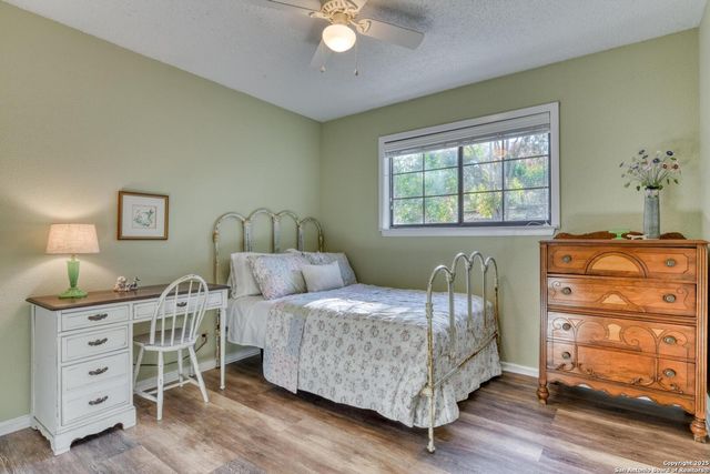 105 Shane Ln, Boerne, TX 78006