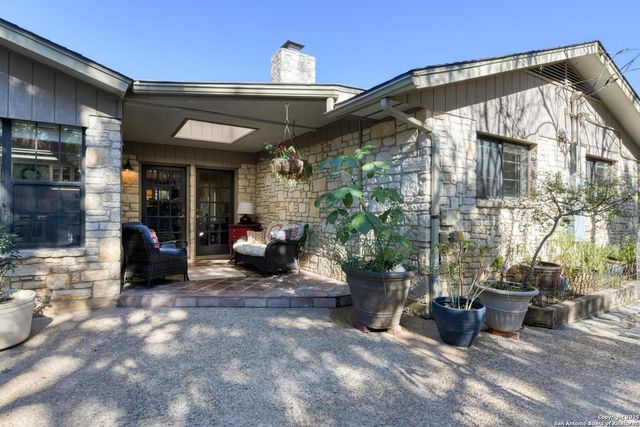 105 Shane Ln, Boerne, TX 78006