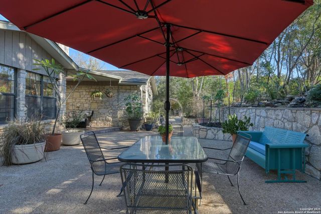105 Shane Ln, Boerne, TX 78006