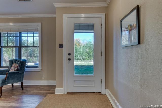 105 Shane Ln, Boerne, TX 78006