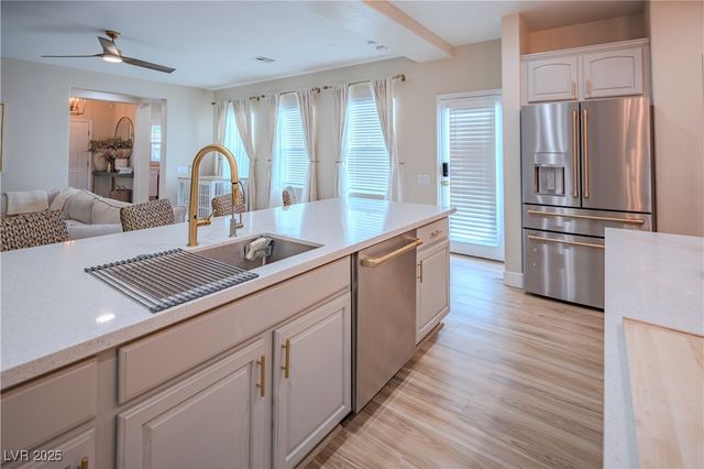 2109 Lone Desert Street, Las Vegas, NV 89135