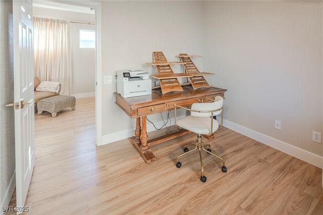 2109 Lone Desert Street, Las Vegas, NV 89135