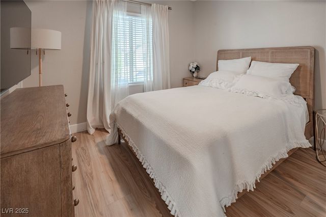 2109 Lone Desert Street, Las Vegas, NV 89135