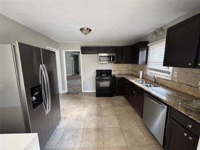 803 Santa Fe Trail Trail, Woodstock, GA 30189
