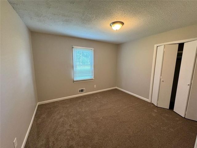 803 Santa Fe Trail Trail, Woodstock, GA 30189