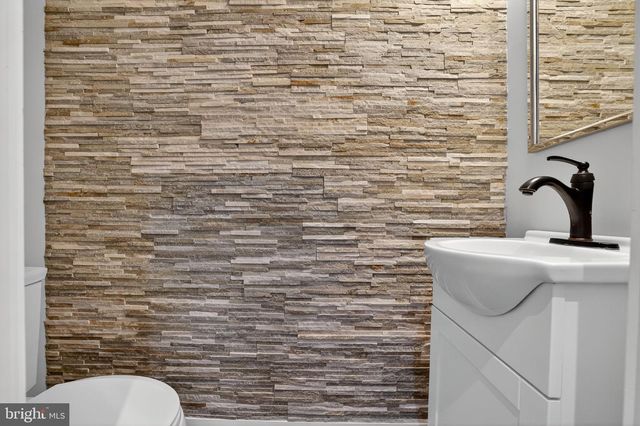 1959 H ST NE, Washington, DC 20002