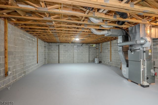 40 Truman Ave, Montgomery Twp., NJ 08540