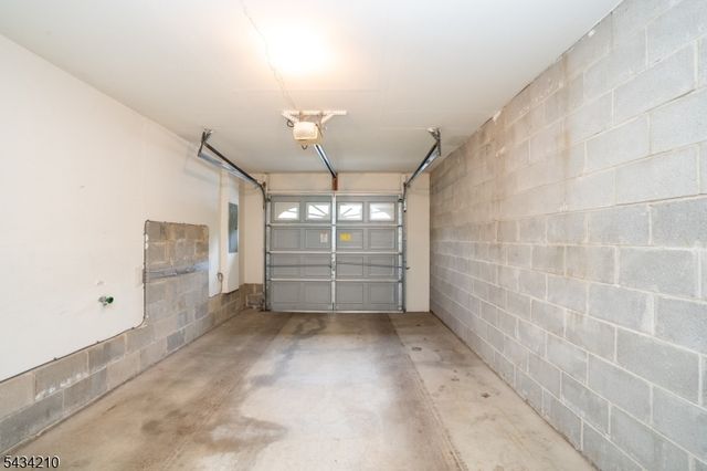 40 Truman Ave, Montgomery Twp., NJ 08540