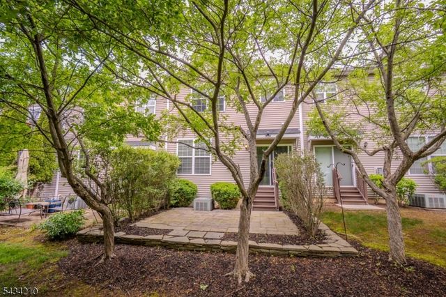 40 Truman Ave, Montgomery Twp., NJ 08540