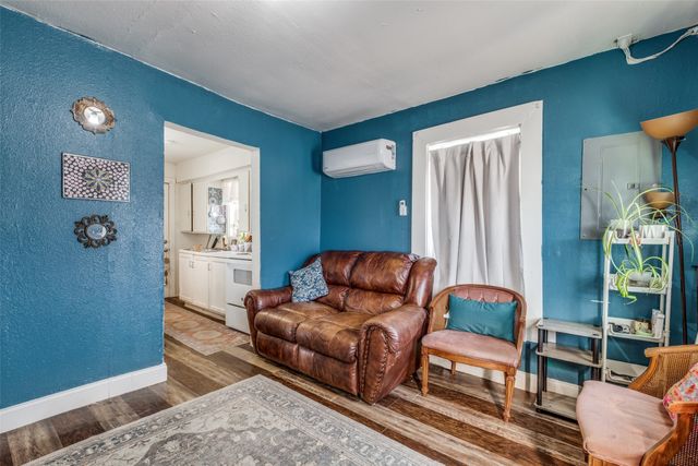 4755 Yancy Street, Dallas, TX 75216