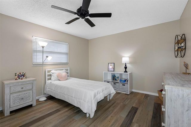 13440 RUSTIC PINES BOULEVARD S, Seminole, FL 33776